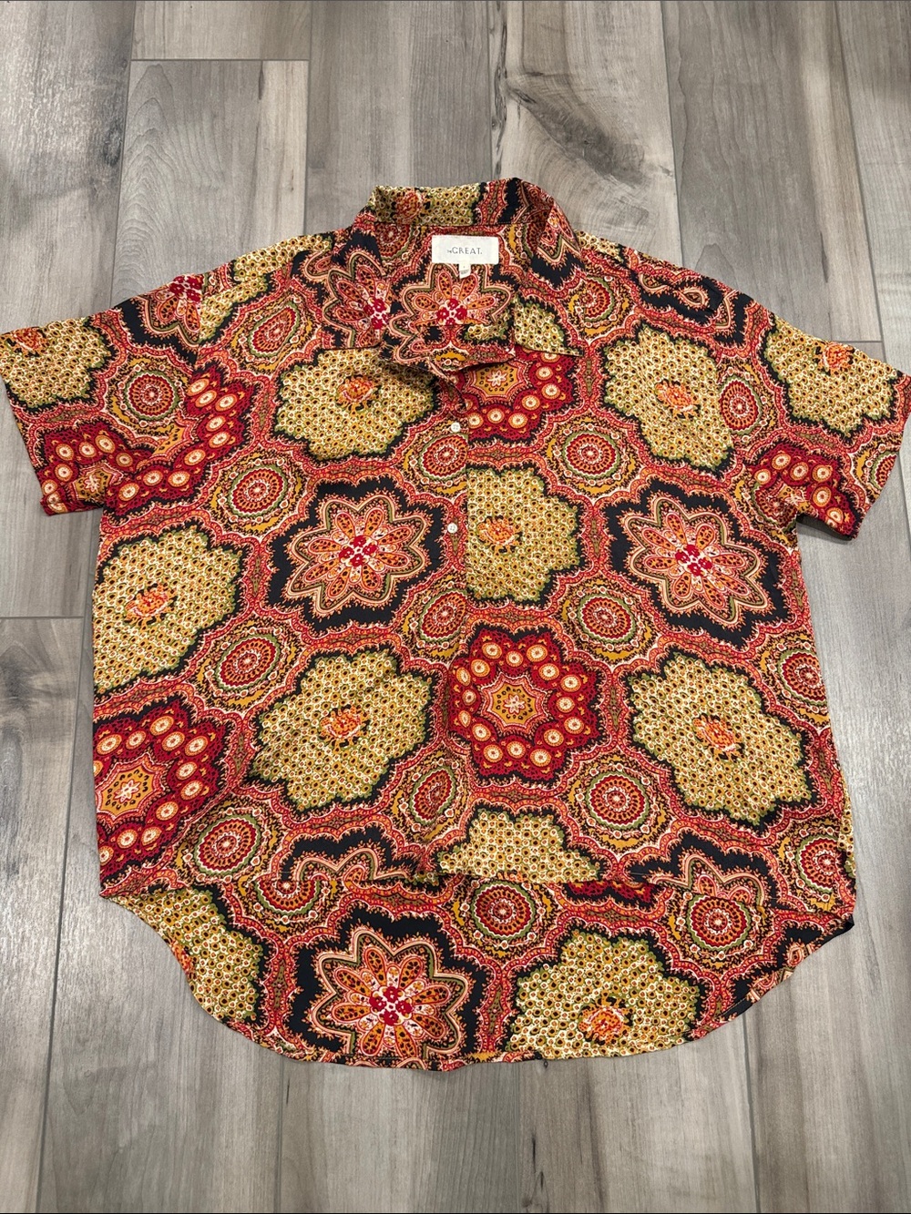 THE GREAT. The Richmond Medallion Print Camp Short Sleeve Button Up Shirt Blouse - Picture 3 of 10
